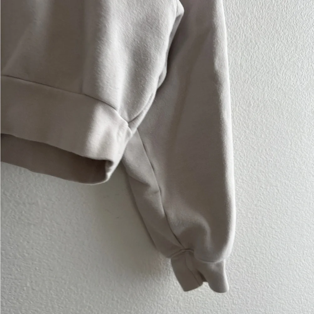 Aritzia TNA COZY AF Cropped 1/4 Zip Sweatshirt - Picture 4 of 9